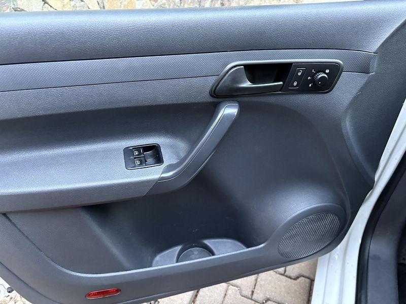 Volkswagen Caddy (2012) 1.2 TSI 77 kW - fotka 13 z 13