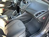 Ford Focus 1,6 TDCi 85KW AUT.KLIMA - náhled 19