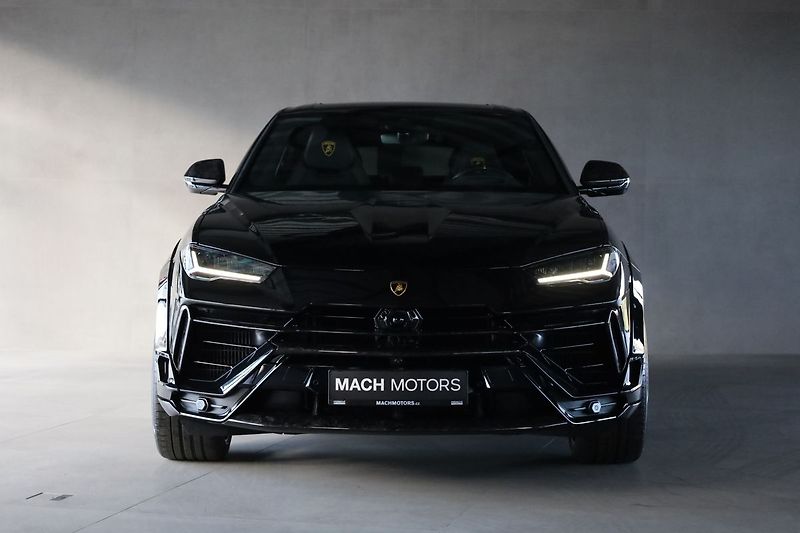 Lamborghini Urus Novitec Wide Body Kit, Masáž - fotka 2 z 51