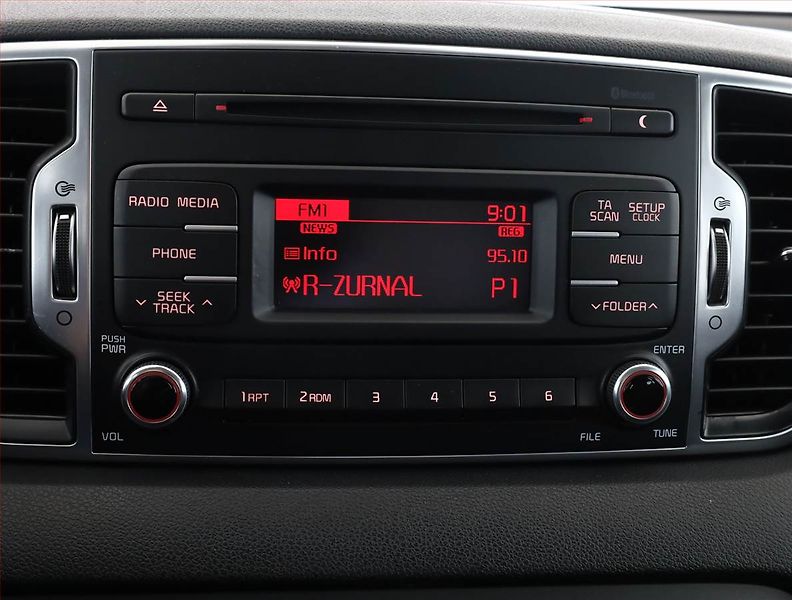 Kia Sportage (2016) 1.6 GDI, Serv.kniha, Tempomat - fotka 12 z 16