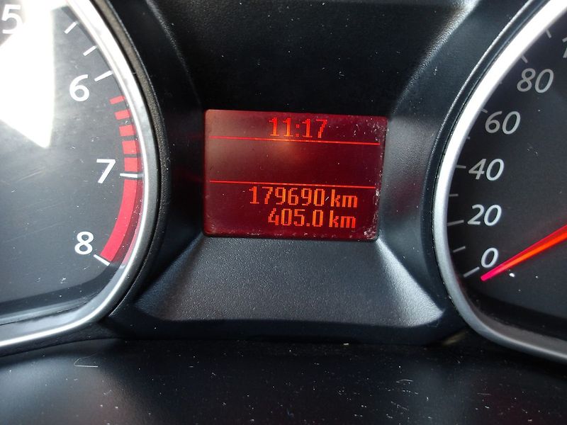 Ford S-MAX 2,0i 107kW ! KRASAVEC !!! - fotka 20 z 32
