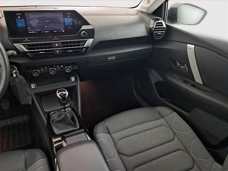 Citroën C4 (2022) 1.2 PureTech, ČR,1.maj - fotka 8 z 24