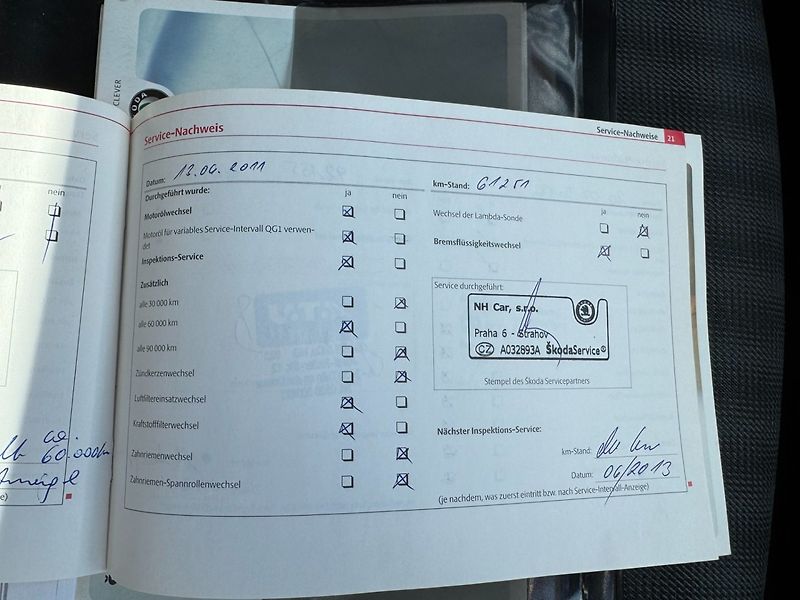 Škoda Octavia (2009) 1.9 TDI 74kW - fotka 31 z 33