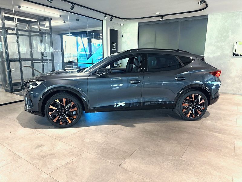 Cupra Formentor (2026) 1.5 eTSI 150 DSG - fotka 3 z 17