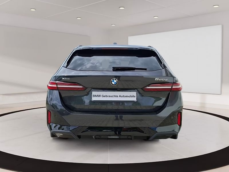 BMW Řada 5 520d xDrive M-Sport HuD Venti - fotka 7 z 16