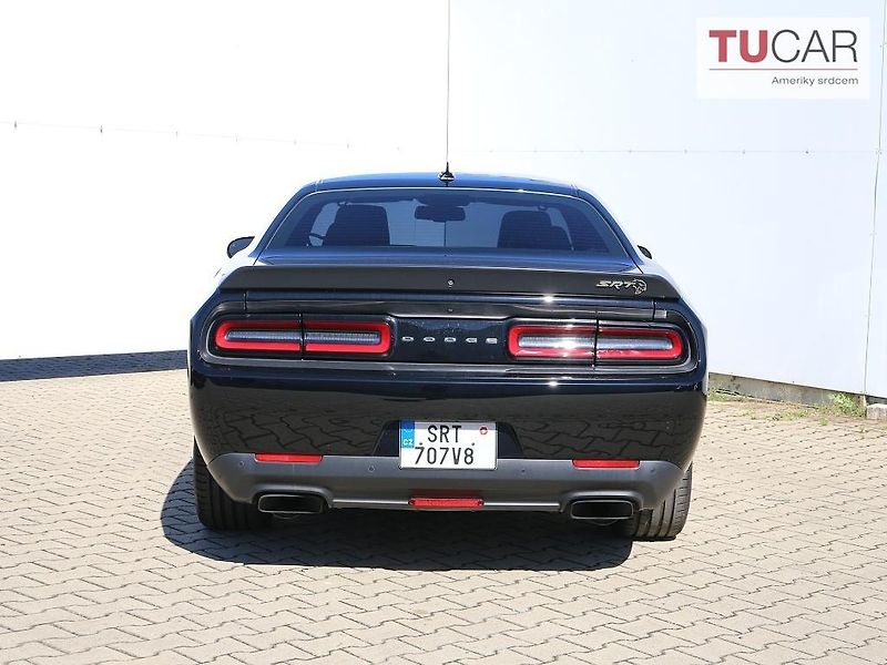 Dodge Challenger (2019) Hellacat 6.2 V8  - fotka 5 z 36