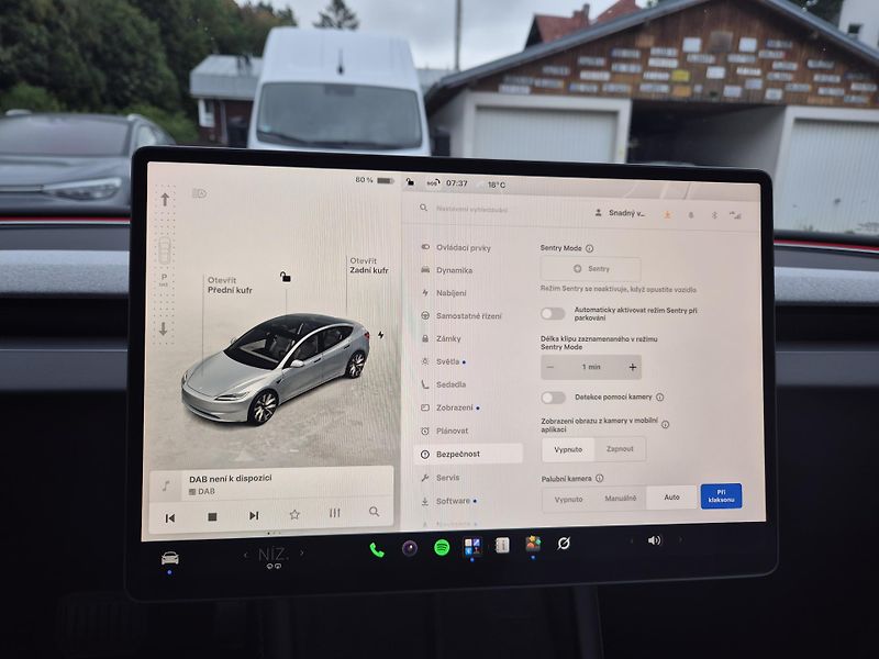 Tesla Model 3 LONG RANGE DUAL MOTOR SOH 93,5 - fotka 24 z 48