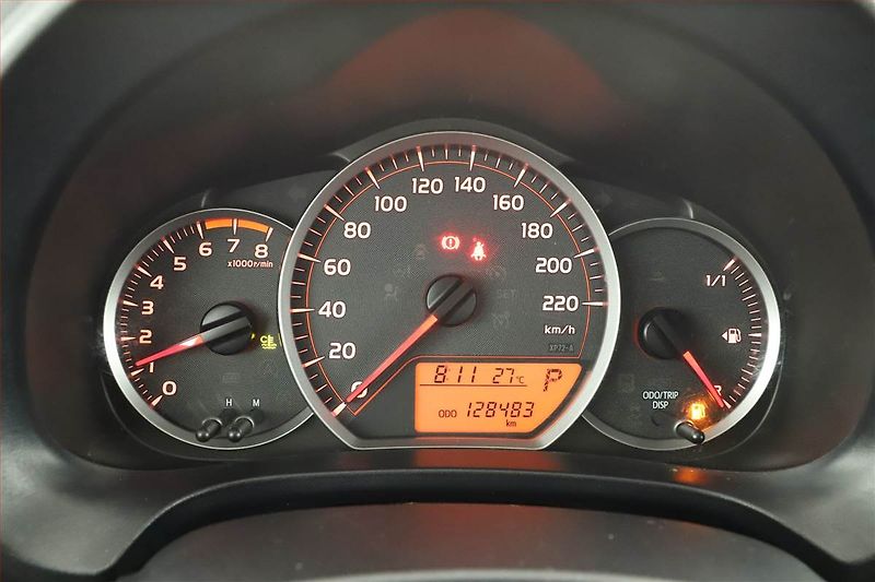 Toyota Yaris (2012) 1.33 Dual VVT-i, Automat - fotka 10 z 13