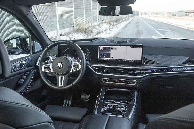 X7 představuje u bavorské automobilky vrchol nabídky mezi SUV.