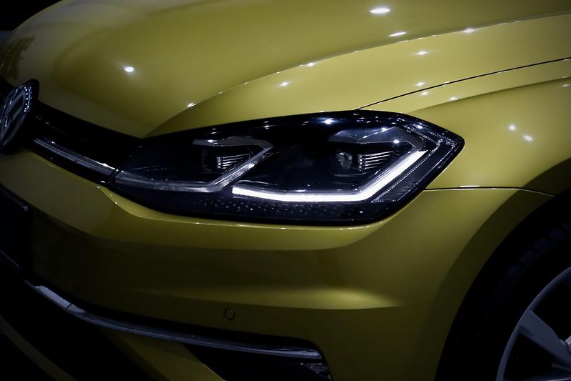 Volkswagen Golf 7 FL Variant 1.4 TSI 92 kW - fotka 11 z 35