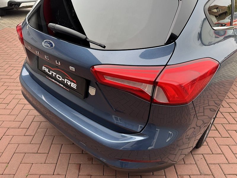 Ford Focus (2018) 2.0TDCi Titanium LED Kamera - fotka 39 z 49