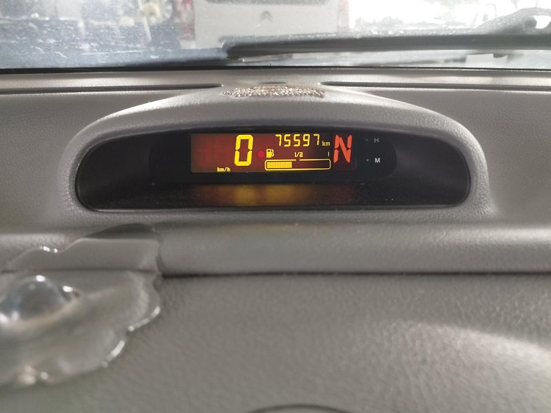 Renault Twingo (2005) 1,2i 43KW automat super cena - fotka 14 z 16