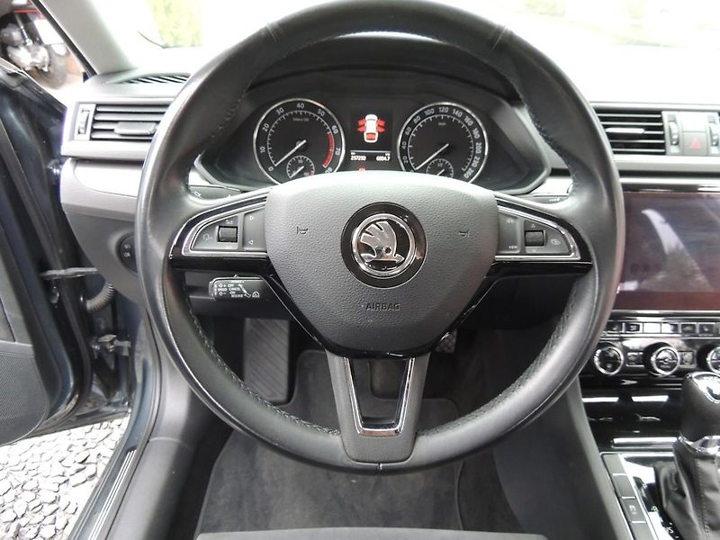 Škoda Superb (2019) 2.0TSi,200kw,4x4,DSG,Style,ČR - fotka 21 z 55