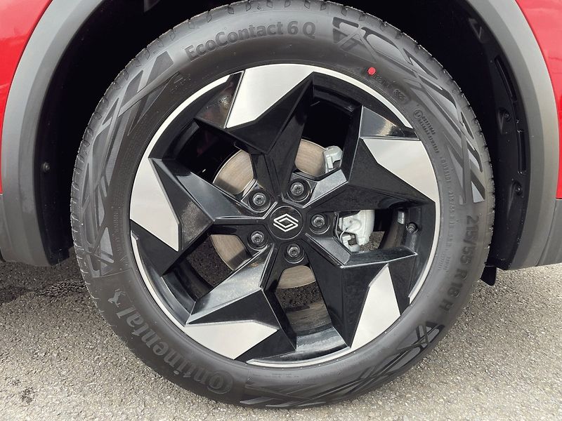 Renault Captur (2026) Techno 1,0TCe 90k - fotka 25 z 26