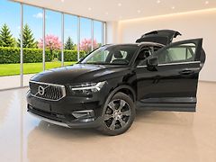 Volvo XC40 (2019) 2.0 T4 AWD INSCRIPTION ČR - fotografie inzerátu