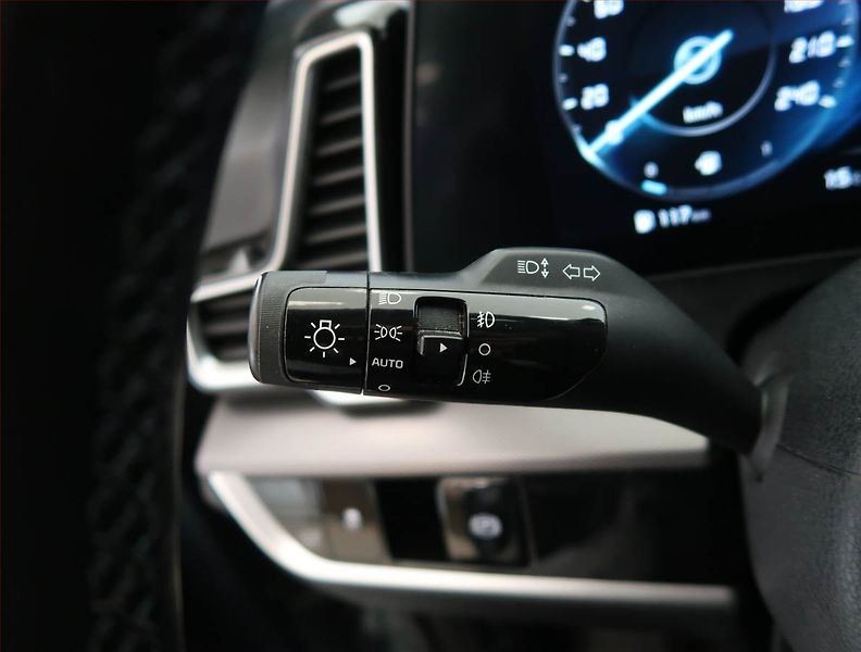 Kia Sportage (2023) 1.6 T-GDI MHEV - fotka 26 z 28
