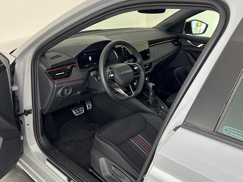 Škoda Scala Monte Carlo - fotka 6 z 27