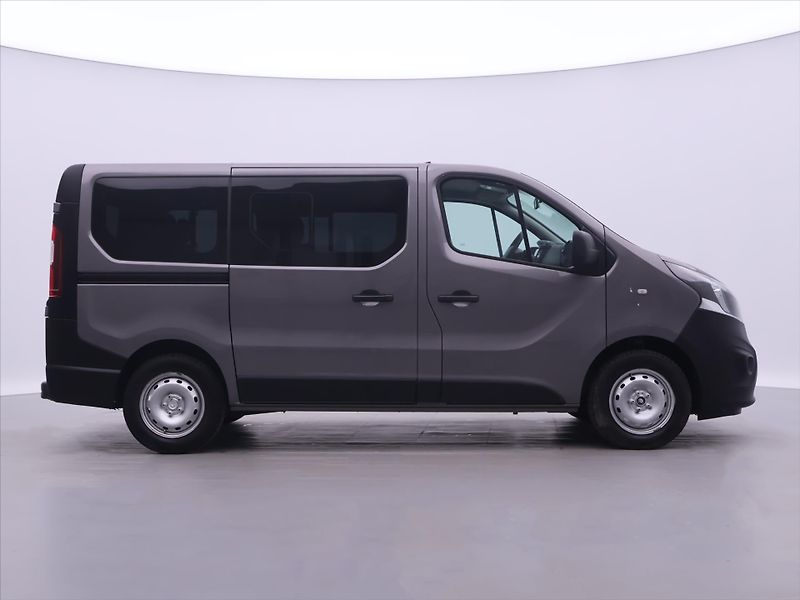Opel Vivaro 1,6 CDTI 92kW 9-Míst Klima - fotka 8 z 25