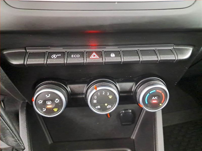 Dacia Duster (2021) 1.0 TCe, LPG, ČR,1.maj - fotka 13 z 19