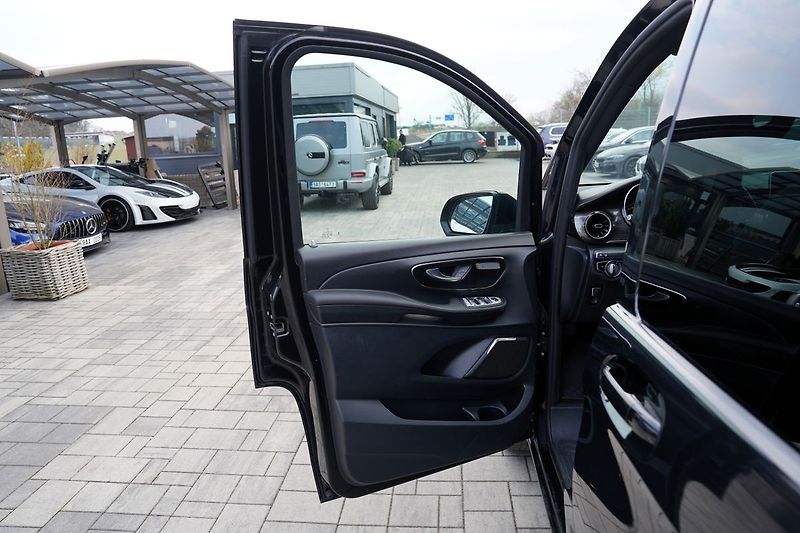 Mercedes-Benz Třídy V V300d XL/Burm/ČR/8 míst/176 KW - fotka 16 z 46