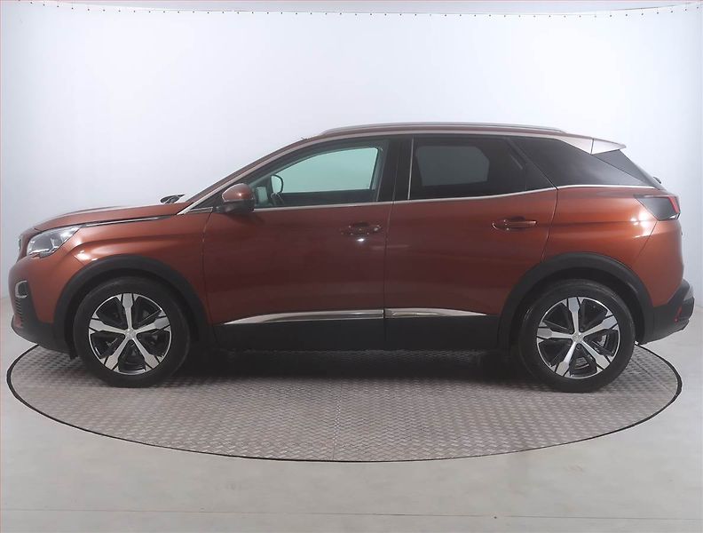 Peugeot 3008 (2018) 1.6 BlueHDi, Automat - fotka 3 z 17