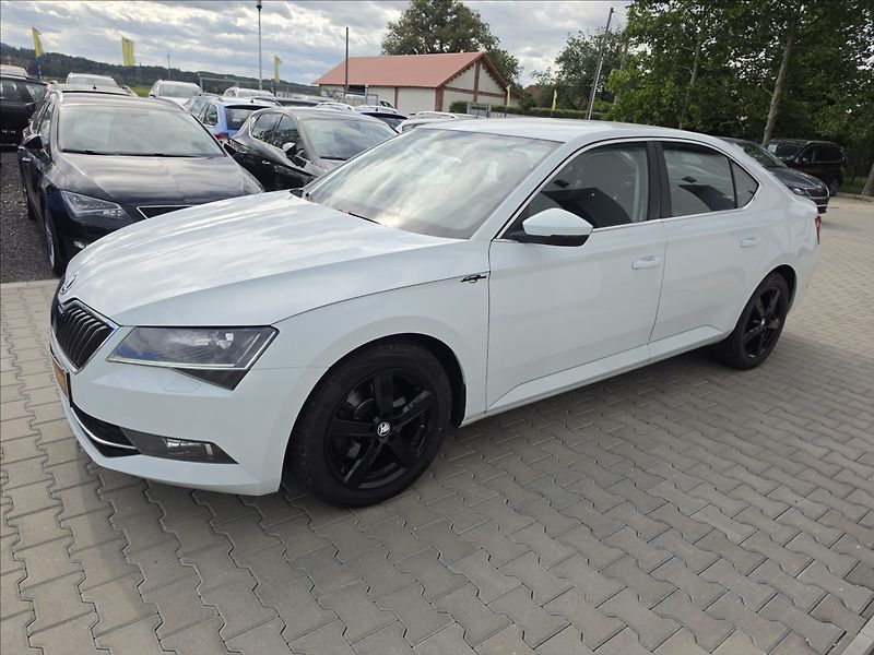Škoda Superb III 1,4TSi 110KW DSG Style - fotka 9 z 53
