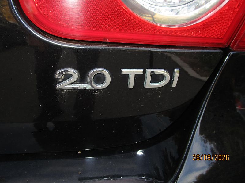 Volkswagen Passat (2008) 2,0 tdi comfort - fotka 6 z 23