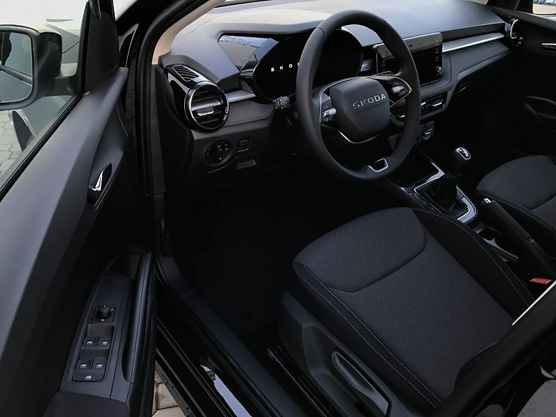 Škoda Fabia (2026) Classic 5MP 1,0TSI - fotka 3 z 6