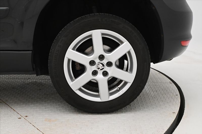 Škoda Yeti 1,2 TSI 77 kW KLIMA TAŽNÉ - fotka 26 z 29
