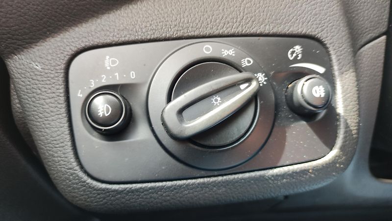 Ford Kuga (2017) 1,5 EcoBoost 110kw CZ - fotka 28 z 29