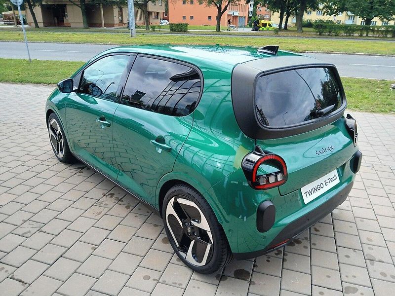 Renault Twingo (2026) techno 80 k urban range Pobočk - fotka 3 z 8