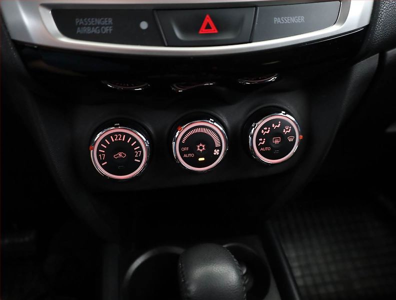 Mitsubishi ASX (2016) 2.2 DI-D, 4X4, Automat - fotka 10 z 18