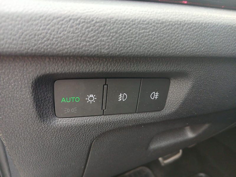 Škoda Octavia 2.0 TDI,STYLE INDIVIDUAL - fotka 56 z 58