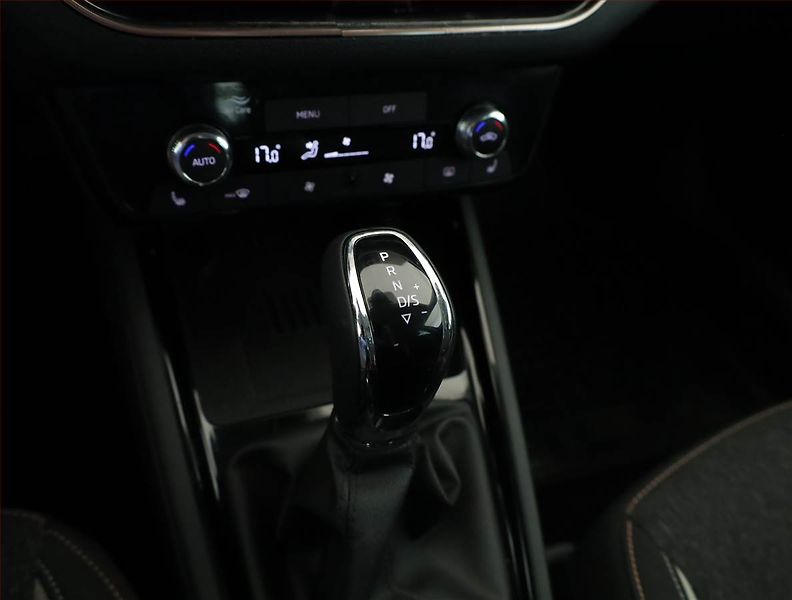 Škoda Kamiq (2025) Top Selection 1.0 TSI - fotka 11 z 18