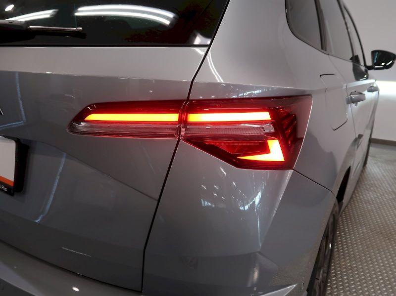 Škoda Karoq (2026) SPORTLINE 1.5TSI 110KW DSG - fotka 11 z 43
