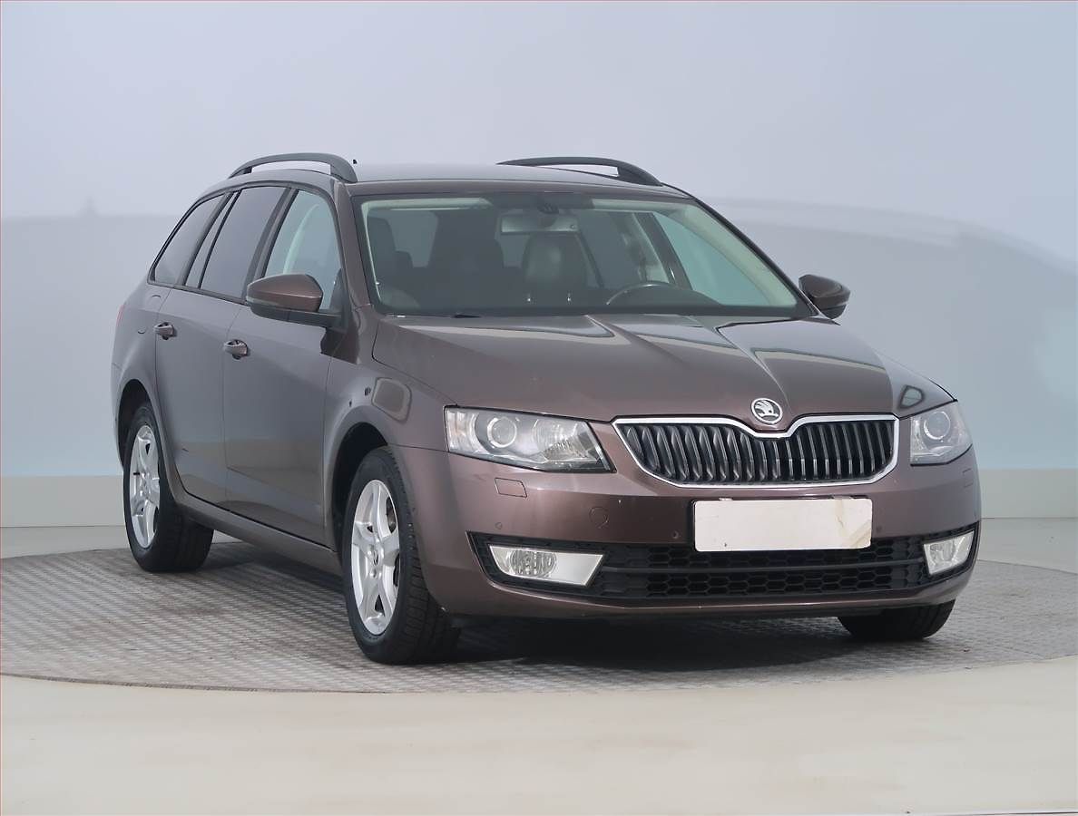Škoda Octavia Ambition Plus 2.0 TDI, Automat