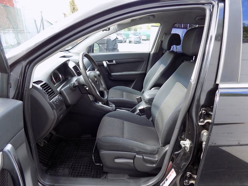 Chevrolet Captiva (2007) 2.0CDTi/4x4/Klimatizace/ - fotka 11 z 33