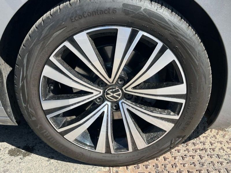 Volkswagen Arteon 2.0D,110KW,DSG,1MAJ,CZ,DPH,SER - fotka 14 z 19