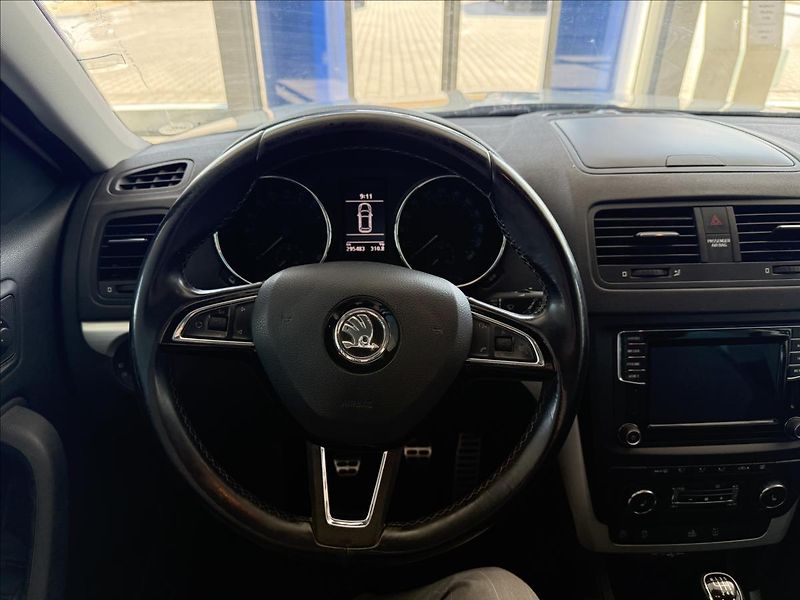 Škoda Yeti 2,0   TDI 81kW,4x4,SERVISKA,TA - fotka 15 z 29