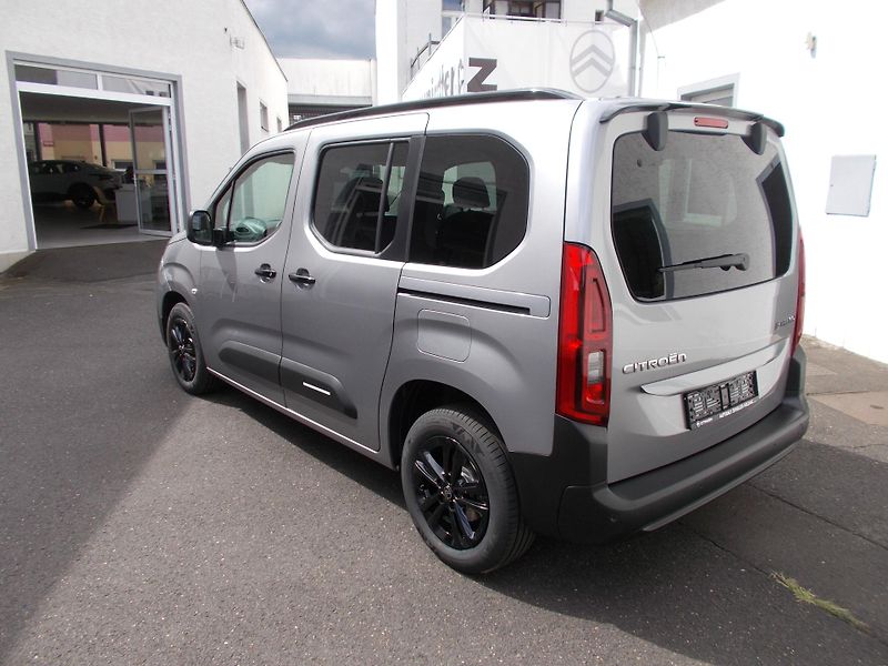 Citroën Berlingo (2026) PLUS Petrol 110k Manual - fotka 5 z 16