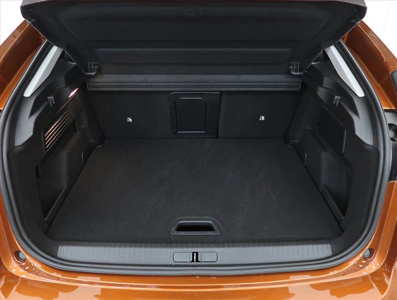 Citroën ë-C4 (2022) Shine 50 kWh, SoH 94% - fotka 14 z 27