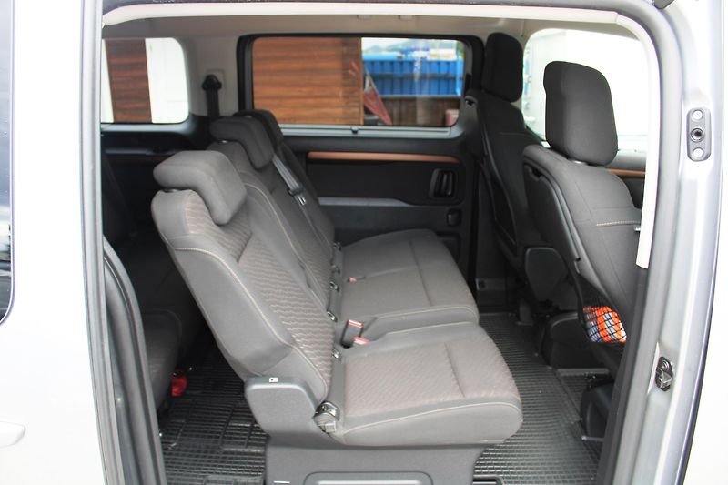 Toyota ProAce Verso (2022) 2,0D TEMPOMAT 8MÍST  KLIMA  - fotka 14 z 18