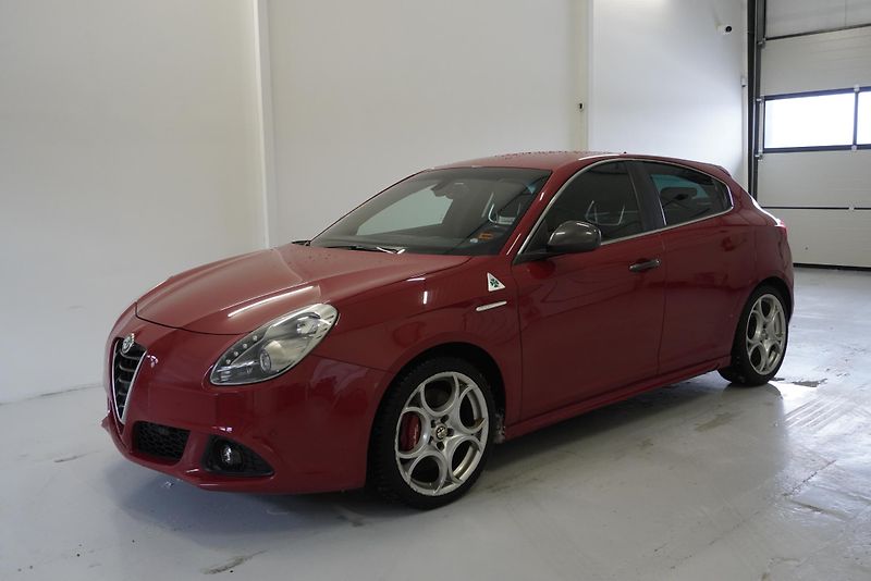 Alfa Romeo Giulietta 1.75 TBI QUADRIFOGLIO VERDE - fotografie inzerátu