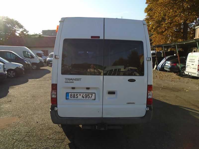 Ford Transit (2013) 2.2 TDCi L3H2 BUS 9 míst * - fotka 13 z 33
