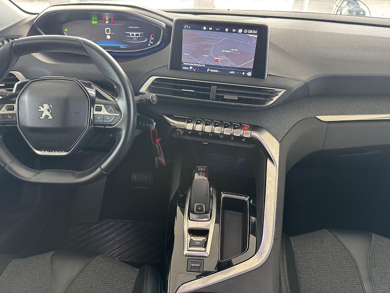 Peugeot 3008 (2018) 1,2I STT ALLURE NAVI KAMERA - fotka 12 z 33