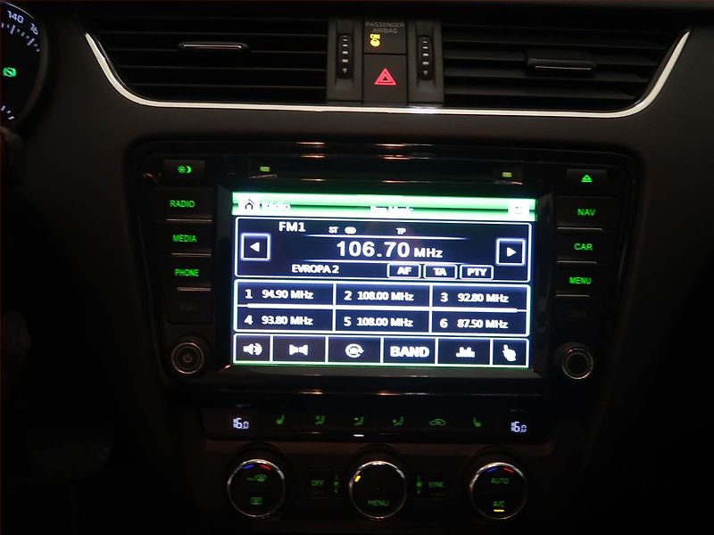 Škoda Octavia (2015) Scout 2.0 TDI, 4X4, Automat - fotka 12 z 14