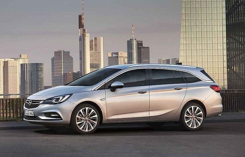 Opel Astra Sports Tourer.