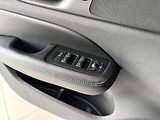 Volvo V60 B3 AUT*120kW*KeyLess*LED*Kamer - náhled 29