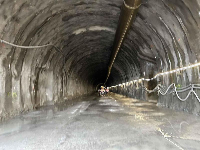 Proražení tunelu Homole na D35.