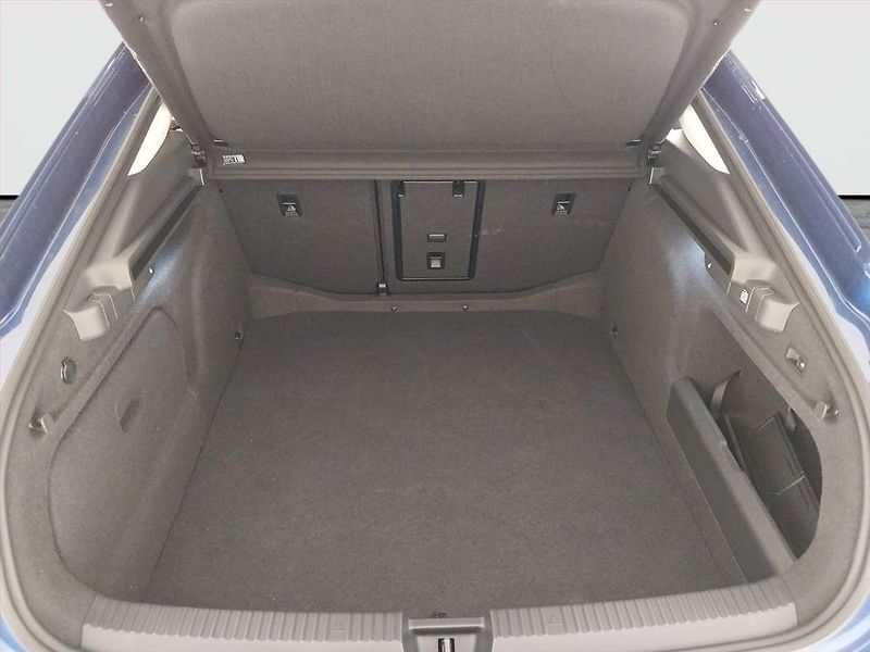 Škoda Superb (2024) Selection 2.0 TDI - fotka 14 z 32